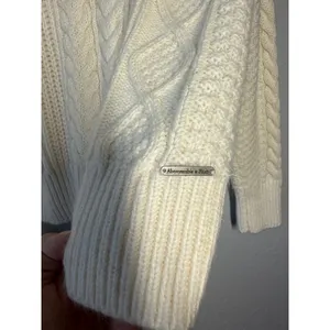 Abercrombie & Fitch Cream cable-knit mock neck sweater Sz S Preppy thumbnail 3