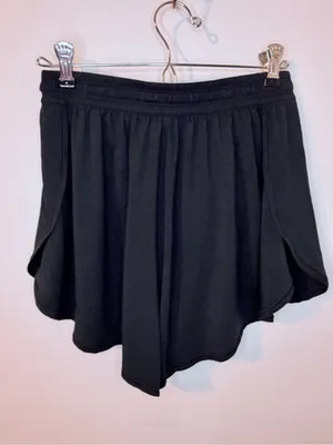 Lululemon Black Running Shorts Size 6 Drawstring 3” Inseam thumbnail 5