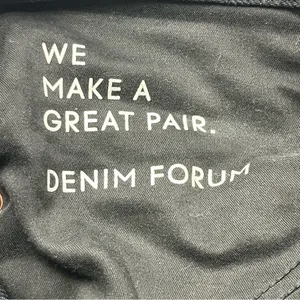 Aritzia Denim Forum The BF High Rise Loose 28L SZ 26 Black Denim Jean Button Fly thumbnail 10