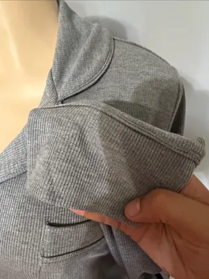 SKIMS Gray Long-Sleeve Button-Down pj Shirt thumbnail 4