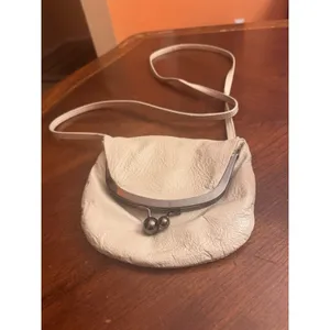 HOBO kisslock Crossbody White thumbnail 5