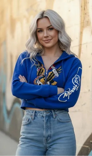 Ed Hardy Y2K-Style Full-Zip Cropped Hoodie Women’s Size M (17” PTP) thumbnail 1