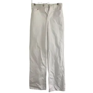 ✨H&M White Wide Ultra High Sz 6 White Jeans✨ thumbnail 2