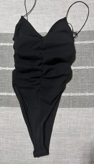 Zara Black Ruched Spaghetti Strap High‎ Cut Bodysuit Sleeveless V-Neck Top thumbnail 1