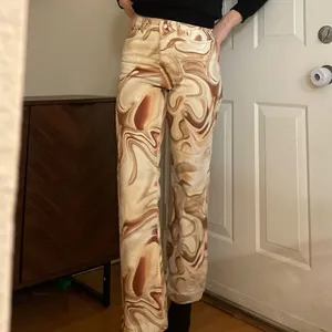 Zara Funky Marbled Flare Jeans Size 26‎ Cream Brown thumbnail 2