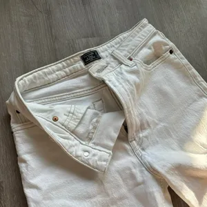 Abercrombie-fitch Women's White Jeans thumbnail 1