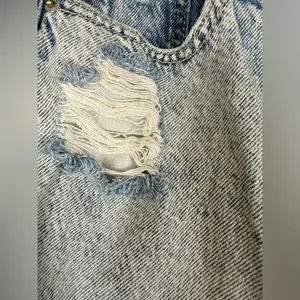 PacSun Light Blue Distressed Boyfriend‎ Jeans thumbnail 3