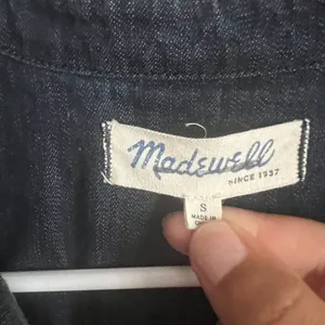 Madewell small denim‎ button down thumbnail 5