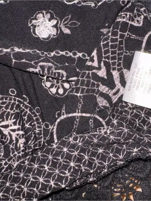 Bila Black & White Ornate Lace-Trim Tank Top thumbnail 3
