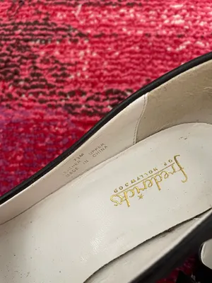 Fredrick’s Of Hollywood Heels thumbnail 6