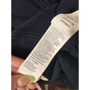 Hollister woman’s Lightweight hooded pullover with 3/4 sleeves size XSMALL thumbnail 4