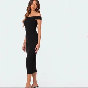 EDIKTED Kyla Off Shoulder Ribbed Midi Dress, Black, Size Small, NWOT thumbnail 3