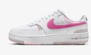 Nike Gamma Force Women's White & Pink Low-Top Sneakers thumbnail 1