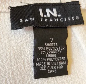 I.N. San Francisco Skort is a junior size 7. thumbnail 3