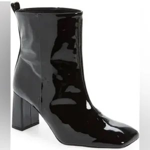 Good American Black Patent Bootie Size 5 New with Dustbag Sold out thumbnail 3
