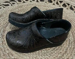 Dansko Professional Tooled Women’s Size 38 US 8 Brown Leather Clogs thumbnail 1
