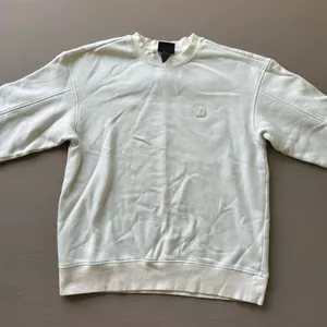 H&M Relaxed Fit AppliquéD Sweatshirt thumbnail 8