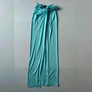 Pretty Little Thing Blue Twist Detail‎ Soft Feel Skirt Beach Cover Up Size S thumbnail 3