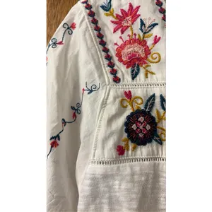 Time and Tru Embroidered White Short Sleeve Top size S NEW thumbnail 5