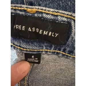 Free Assembly Full Wide Straight‎ High Rise Jeans Medium Wash Size 6 thumbnail 6