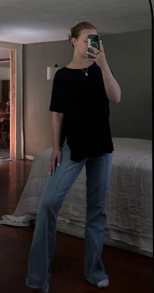 Tilly's Flare Jeans thumbnail 2