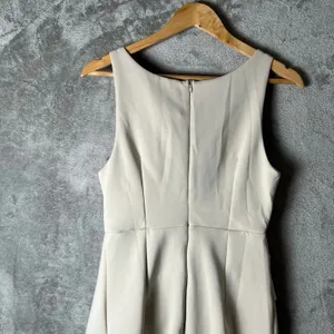 Fehaute‎ Sophisticated Beige Midi Dress Sleeveless Wrap Front Draped Bow MED New thumbnail 2