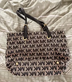 Michael Kors Bag thumbnail 1