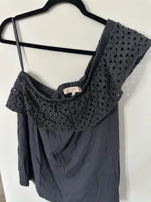 100% Cotton LOFT Black Eyelet One Shoulder Ruffle Top Blouse Size L thumbnail 1
