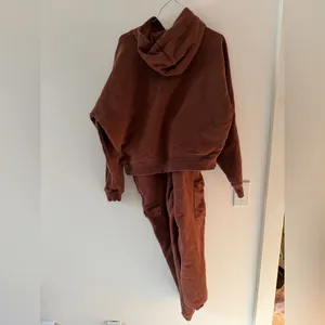 Oner Active All Day Cropped Hoodie and Cargo Joggers SET in Copper Brown Small thumbnail 2