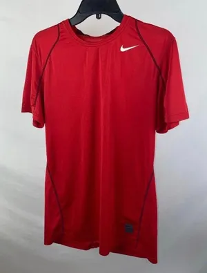 Nike Tshirt  thumbnail 1