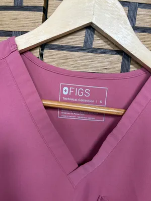 Figs mauve pink technical collection scrub top size small thumbnail 6