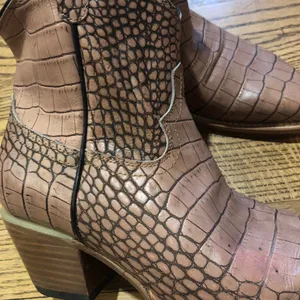 Freebird Miramar Boot Croc Embossed Pink thumbnail 6