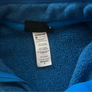 Patagonia Women's Micro D® 1/4-Zip in Blue thumbnail 5
