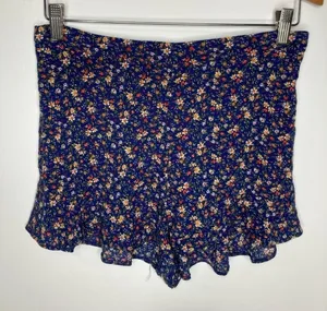 American Eagle Outfitters floral shorts size medium‎ thumbnail 1
