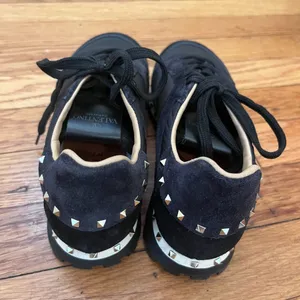 Valentino Garavani Black Rockstud Runner Running Shoes Sneakers Size 37 thumbnail 2