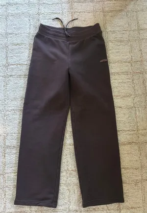 Aritzia Sweatfleece Sweatpants thumbnail 1