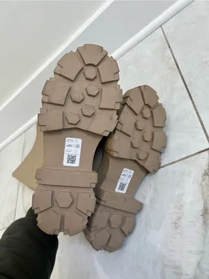 ASOS Design Tan Lug Sole Chunky Boots Size 7 Wide US thumbnail 5