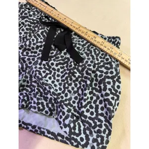 Lululemon Animal Print 3in Inseam Shorts Ribbon Tie Front Sz 6 A12 thumbnail 3