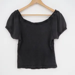Full Tilt Crop Top Womens L Black Cotton Ribbed Raw Edge Short Sleeve Scoop Neck thumbnail 4