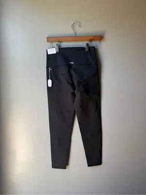 NWT Aerie High Rise 7/8 Leggings Black Medium Long thumbnail 3