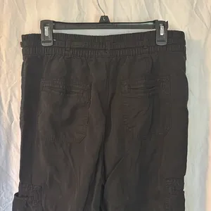 American Eagle Outfitters Black Cargo Pants Relaxed Fit Size Medium thumbnail 7