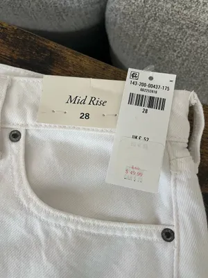White Abercrombie mid rise skirt thumbnail 3