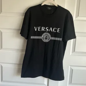 Versace‎ Taylor Fit Logo T Shirt- NWT thumbnail 4