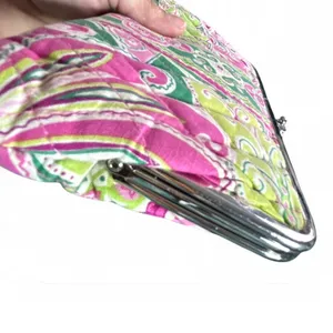 Vera Bradley Colorful Quilted clasp Clutch wallet. thumbnail 4