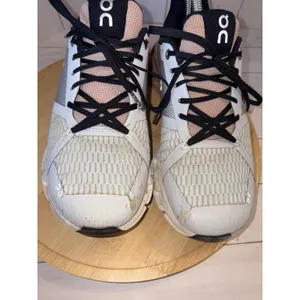 Womens On Cloudflyer Shoes 7 Glacier Rosebrown Running Sneakers On Cloud thumbnail 4