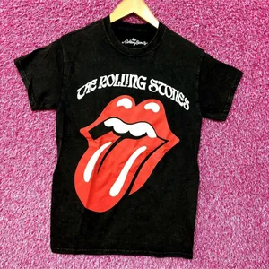 The Rolling Stones Classic Hot Lips Logo Rock Tee Small thumbnail 1