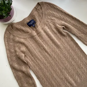 American Eagle Tan Cabled Sweater LAST CHANCE thumbnail 1