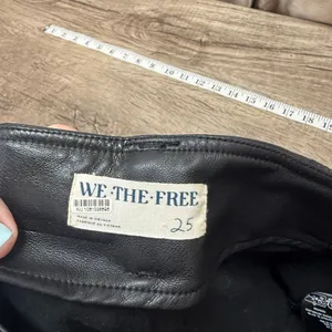 We the free LEVEL UP VEGAN‎ SLIT PANTS IN BLACK BY FREE PEOPLE size 25 thumbnail 9