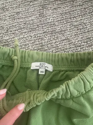 Women Green Jogger Sweatpants thumbnail 3