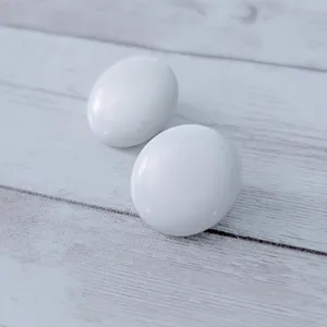 Vintage Clip On Earrings Retro Off White 1" Retro thumbnail 3